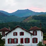 بيت ضيافة Maison Graciateguy سانت إتيان دو بايجوري