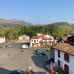 Maison Graciateguy بيت ضيافة